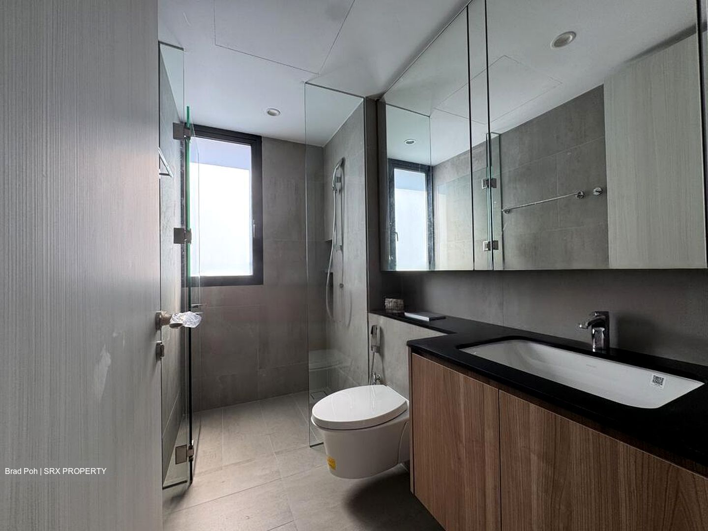 Binjai Crest (D21), Semi-Detached #446364701